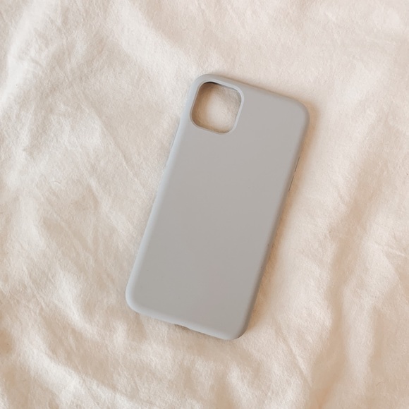 iPhone Cases - Picture 4 of 6